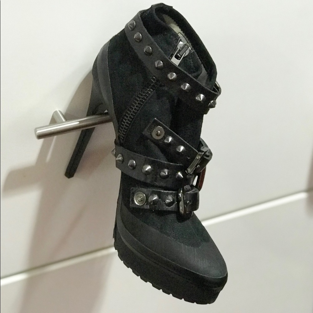 Burberry bootie